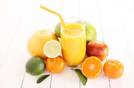Predre soin de vous avec des jus de fruits frais 